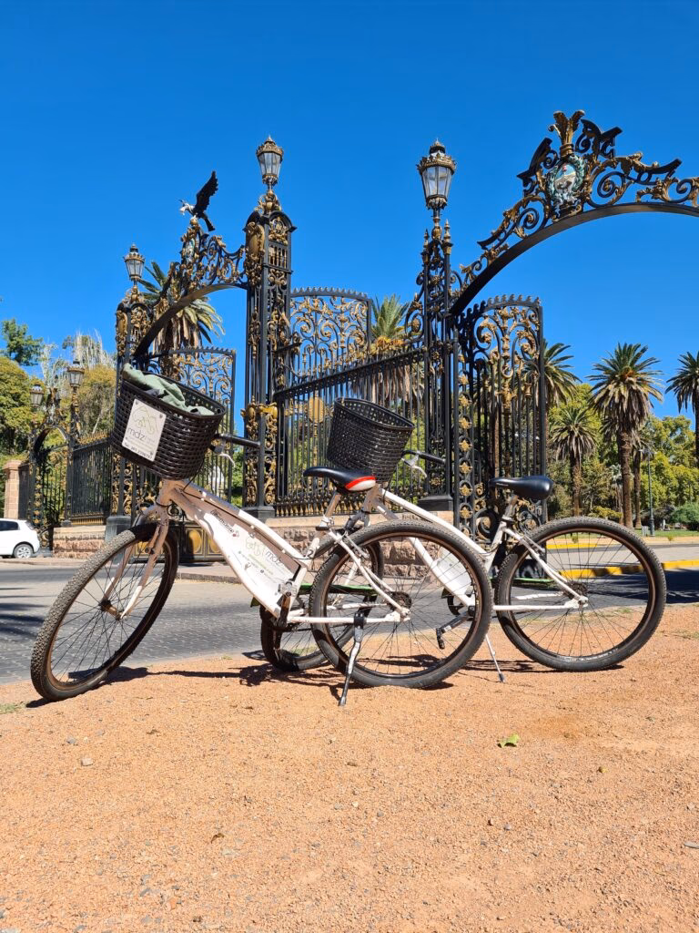 ¿Cuánto cuesta alquilar una bicicleta en Mendoza?