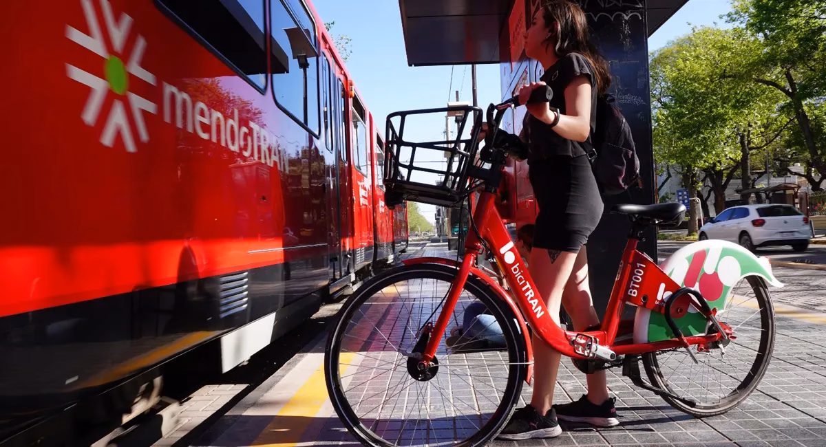 ¿Cuánto cuesta alquilar una bicicleta en Mendoza?