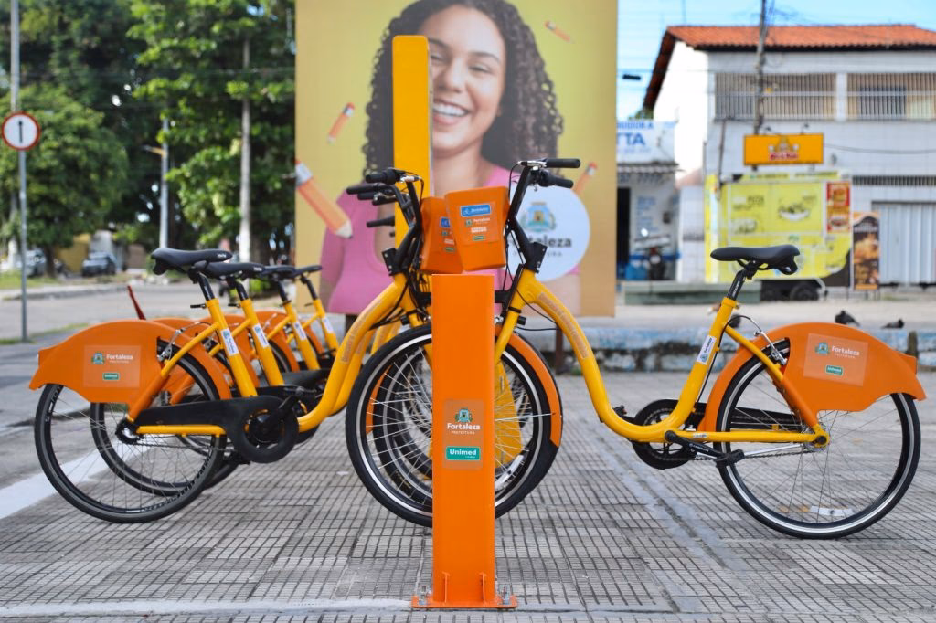 Como posso alugar bicicletas em Fortaleza?