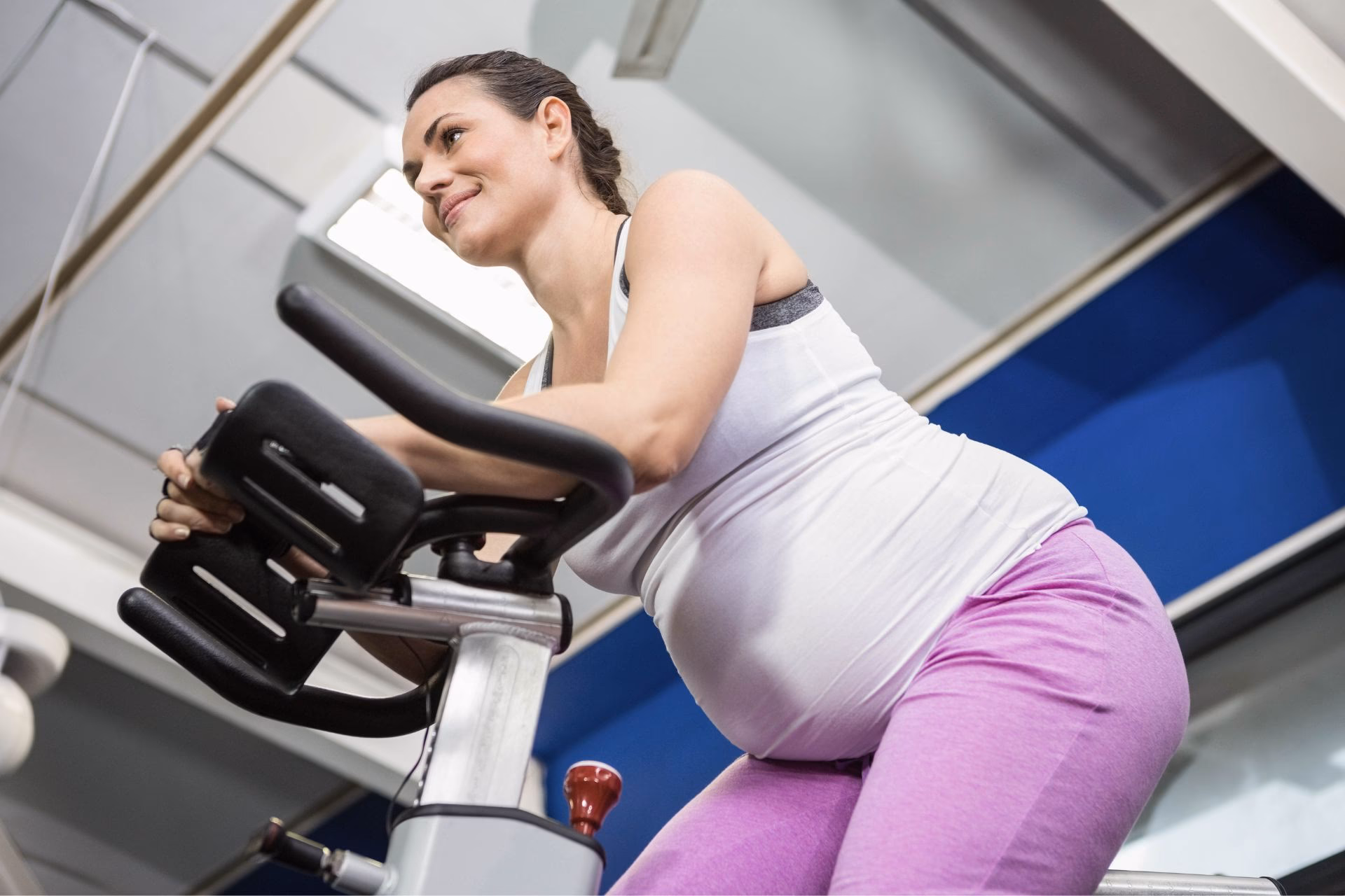 ¿Qué actividades se deben evitar durante el embarazo?