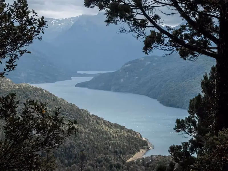 ¿Cuánto cuesta el pasaje de Esquel a Bariloche?