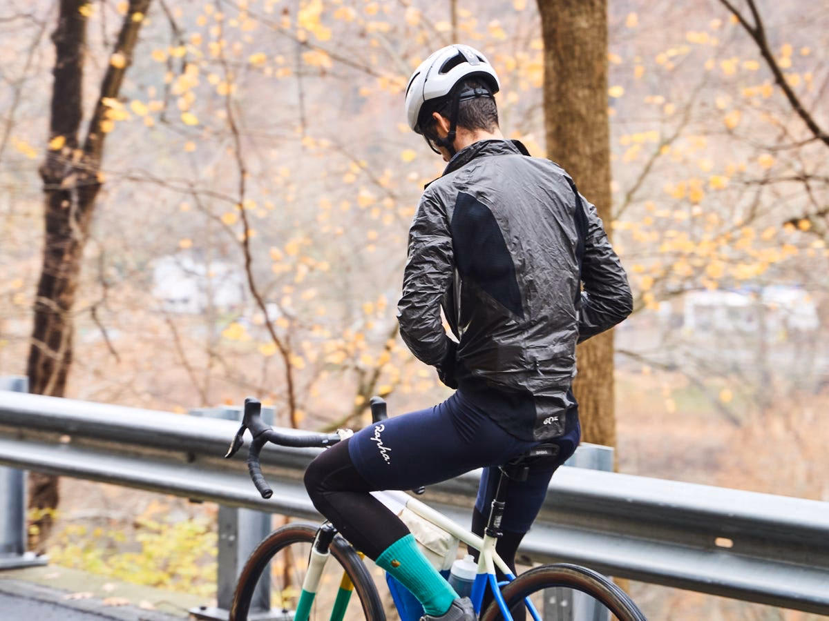 What to wear when cycling in the rain?
