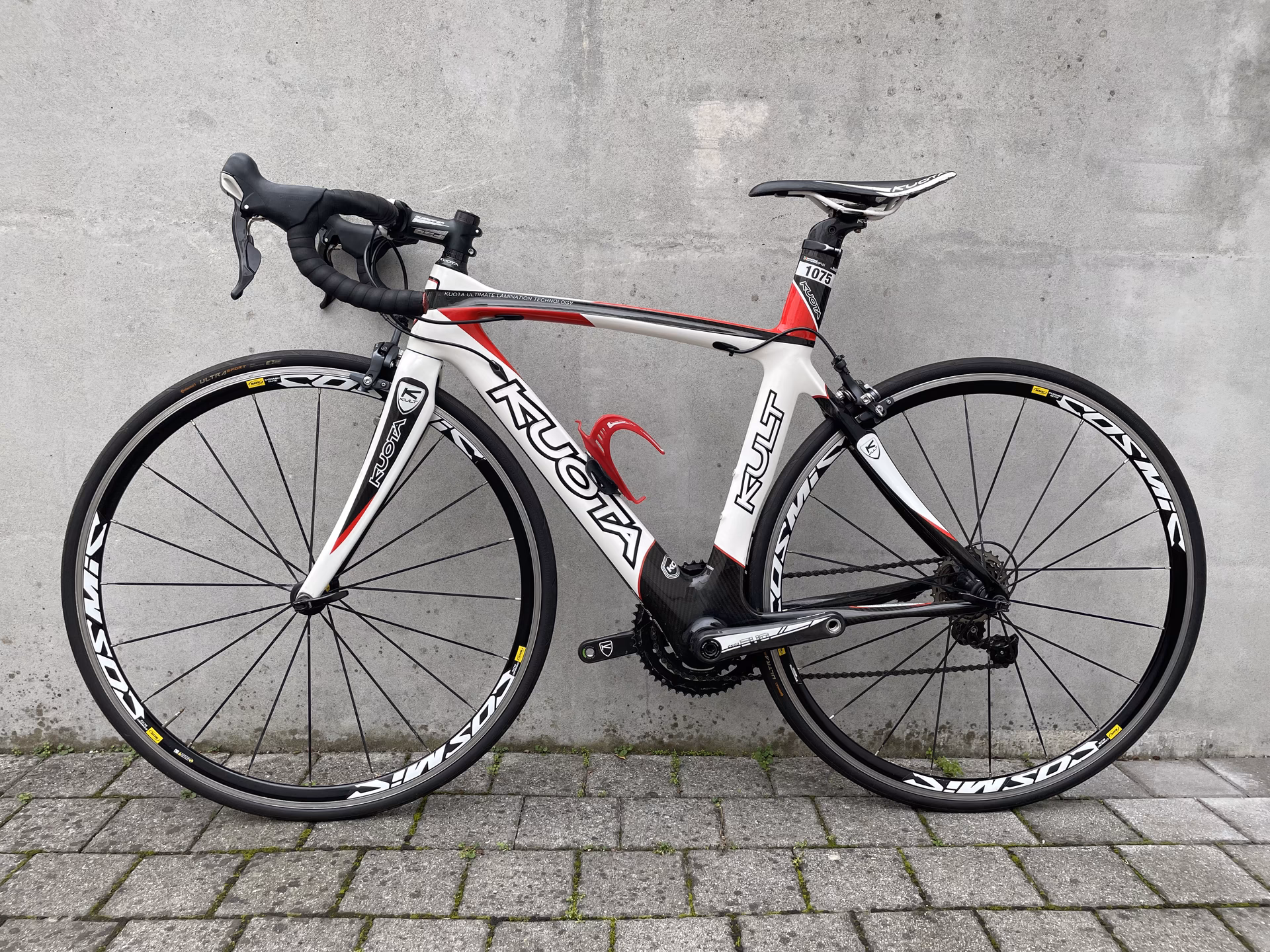 How much does the Kuota Kobalt weight?