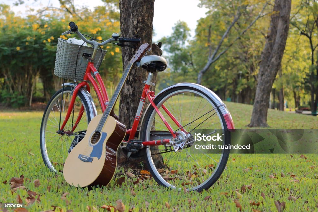 What is an acoustic cycle?