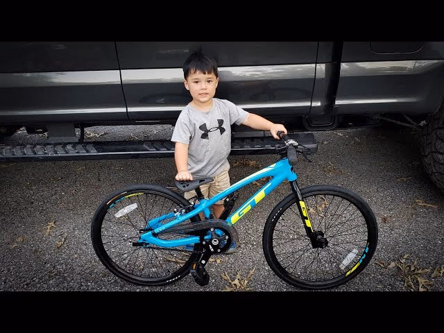 What age is a mini BMX for?