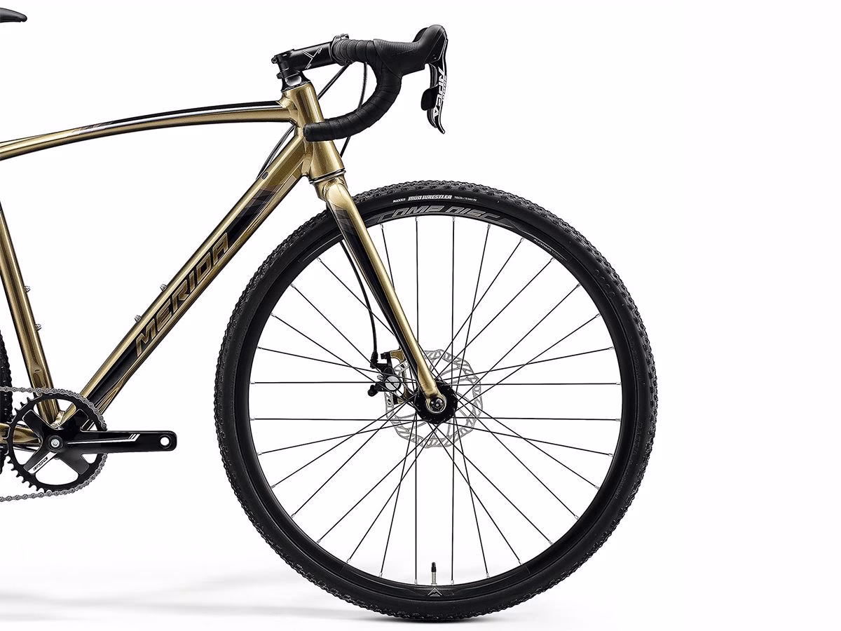 ¿Es una bicicleta de ciclocross buena para andar en carretera?