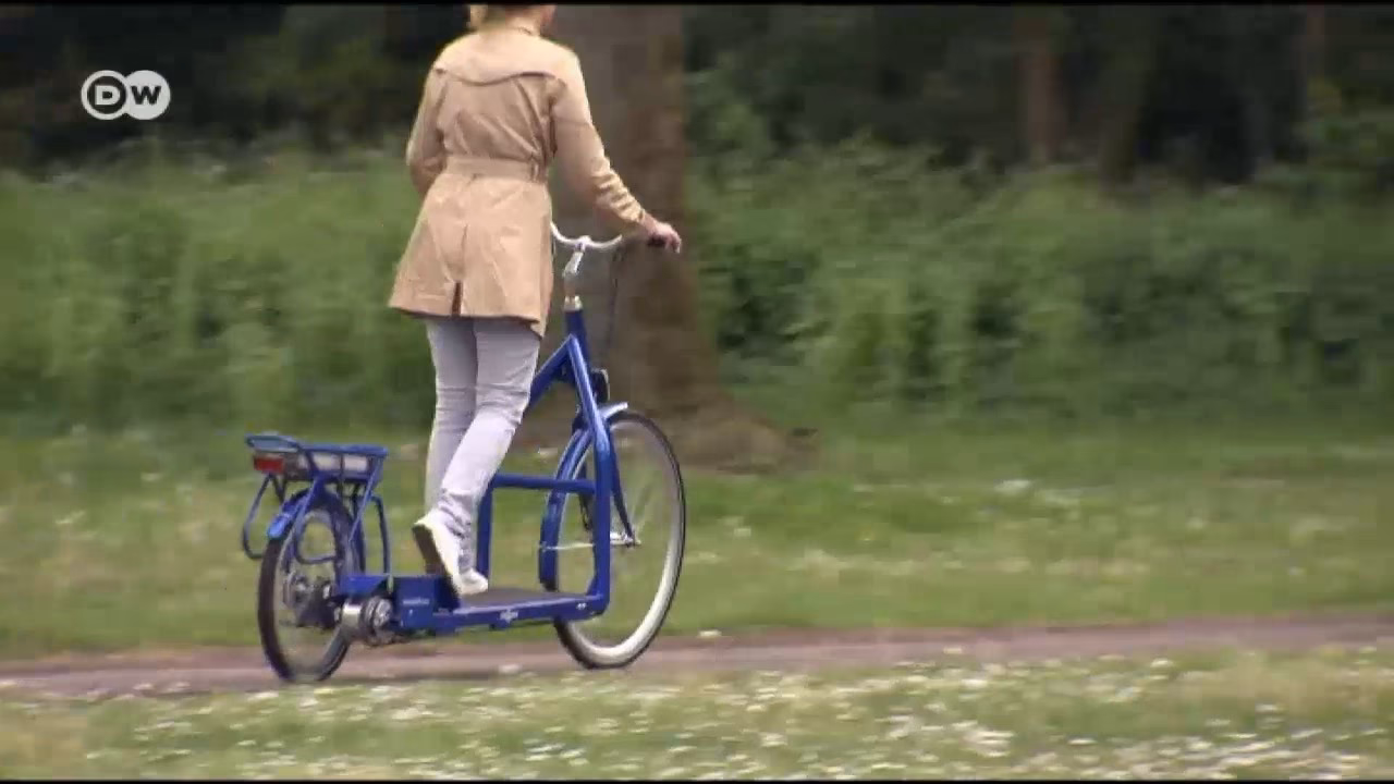 ¿Montar en bicicleta estática es tan bueno como caminar en una cinta?