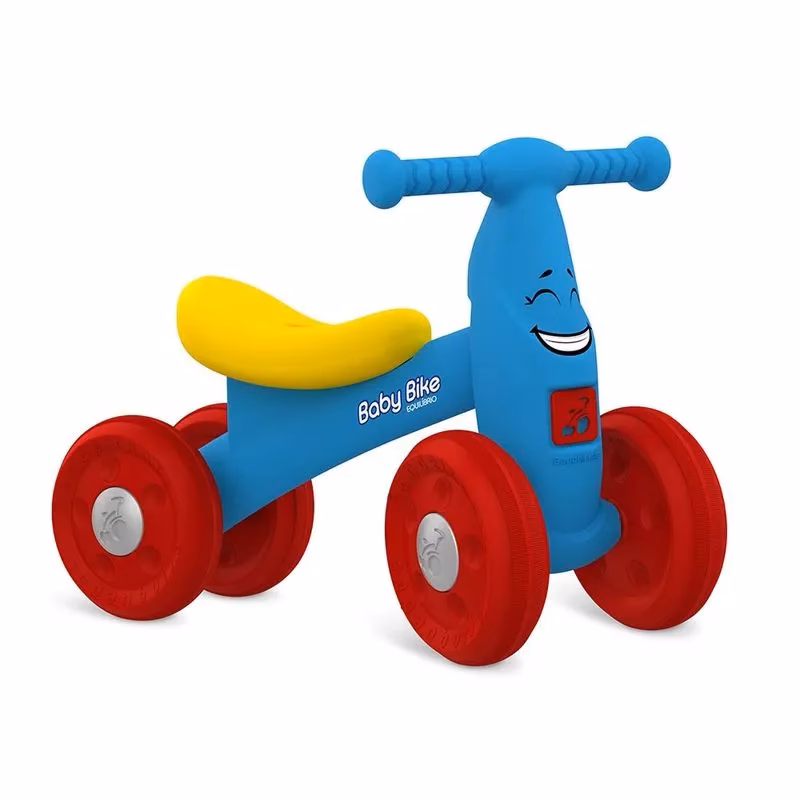 ¿Qué es mejor, un triciclo o una bici de equilibrio?