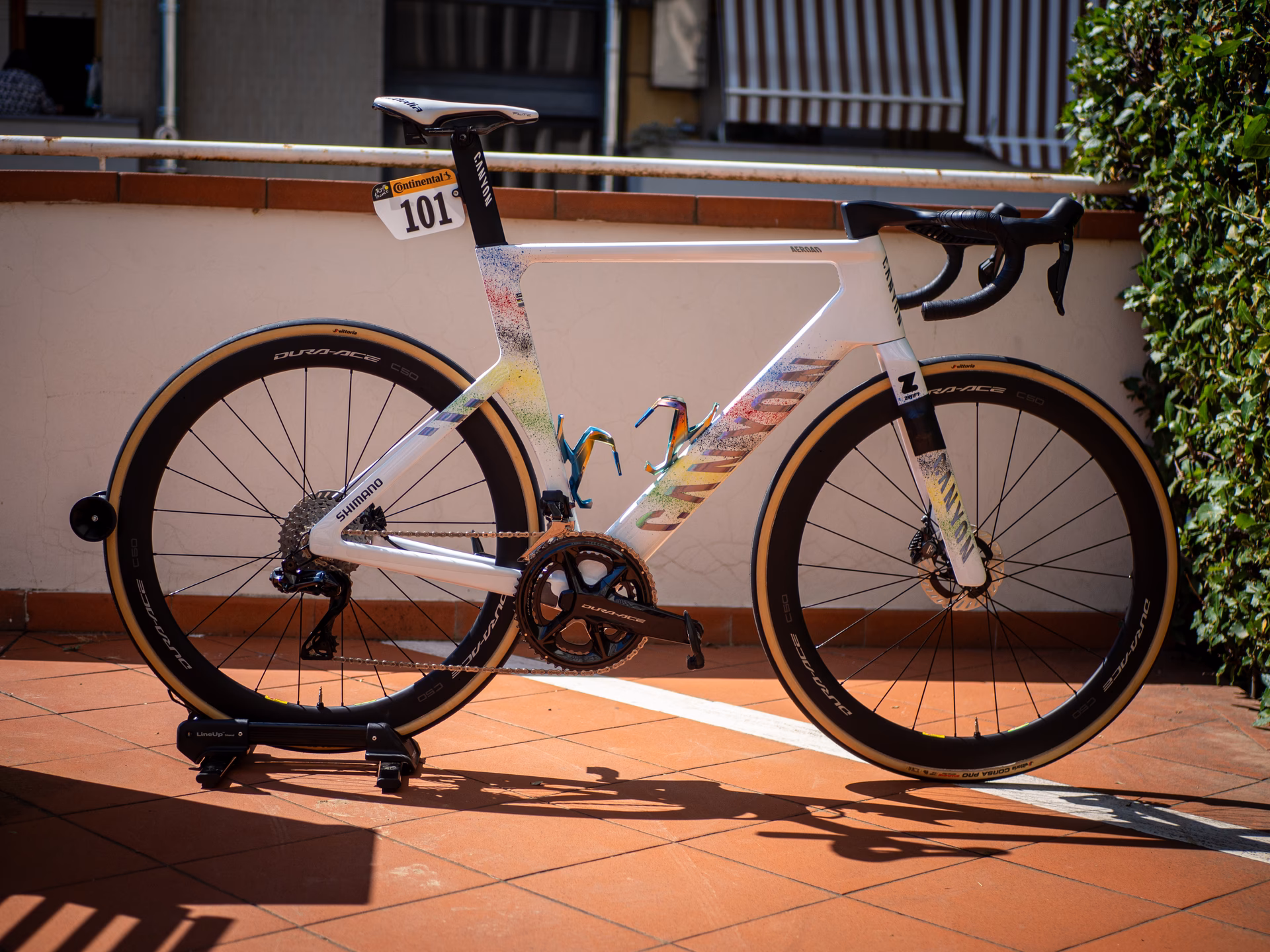 What tyres does Mathieu van der Poel use?