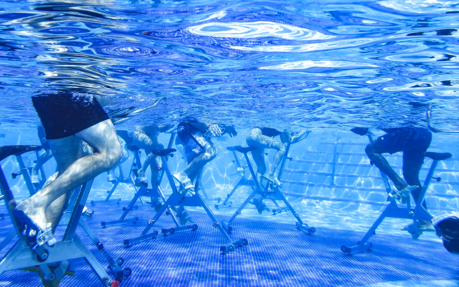 ¿Es bueno andar en bicicleta en el agua?