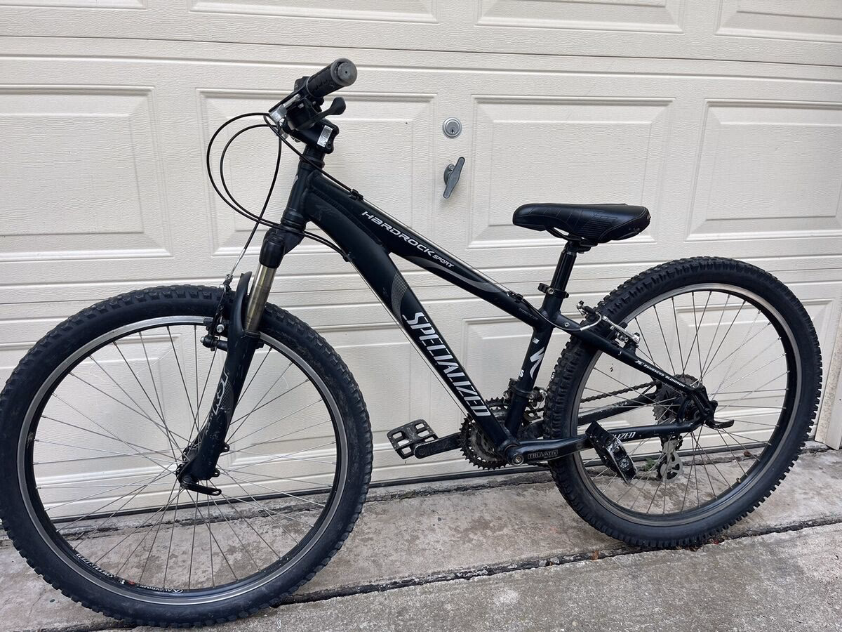 What makes the Specialized Hardrock a popular choice for riders?