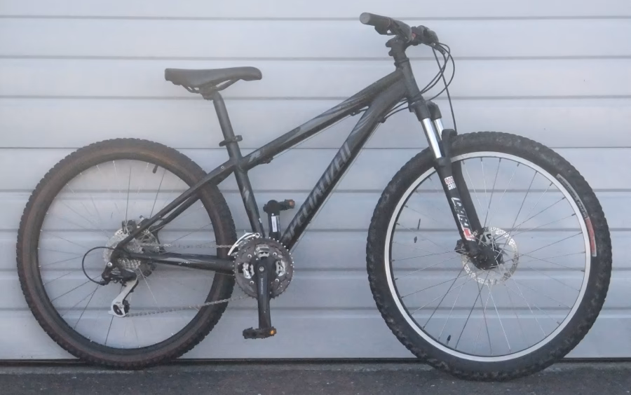 Is Specialized Rockhopper a 27.5 or 29?