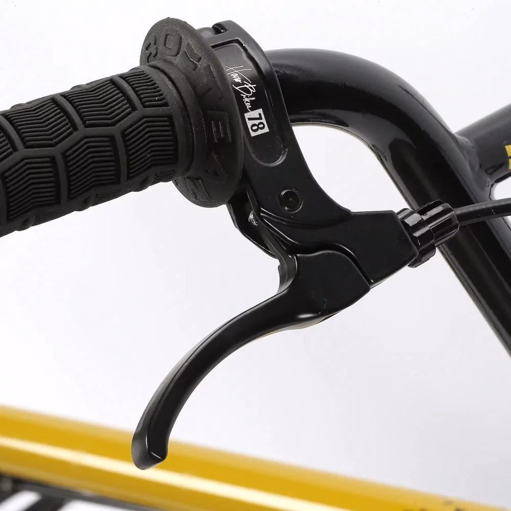 ¿Bob Haro es mexicano?