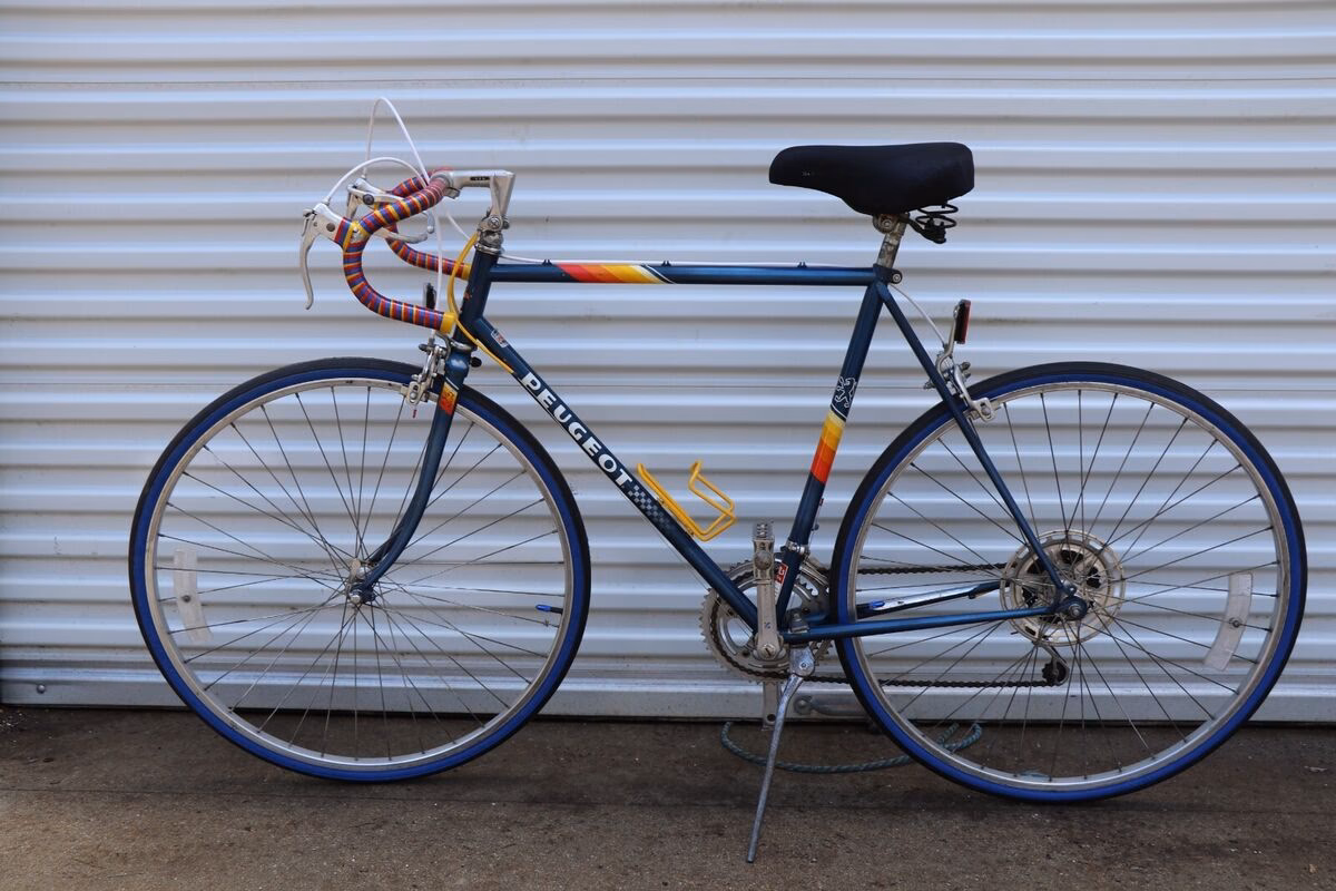 How much does a Peugeot PX 10 weight?