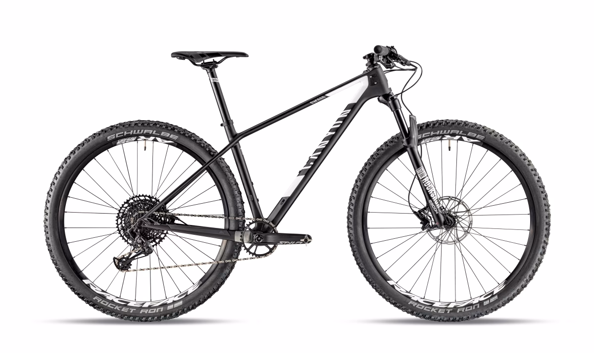 How much does the Canyon exceed CF 7 weight?