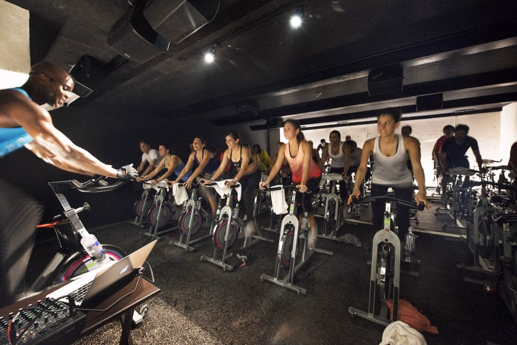 ¿Cuánto cobran por una clase de spinning?