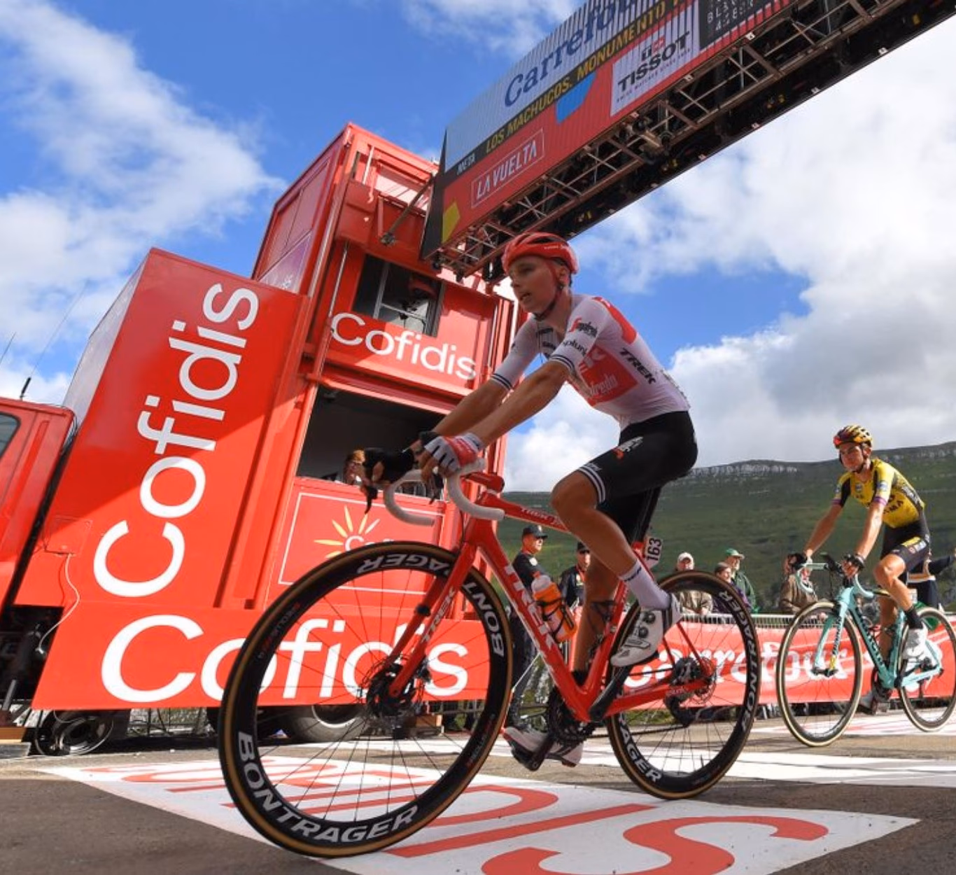 Who is the owner of Cofidis?