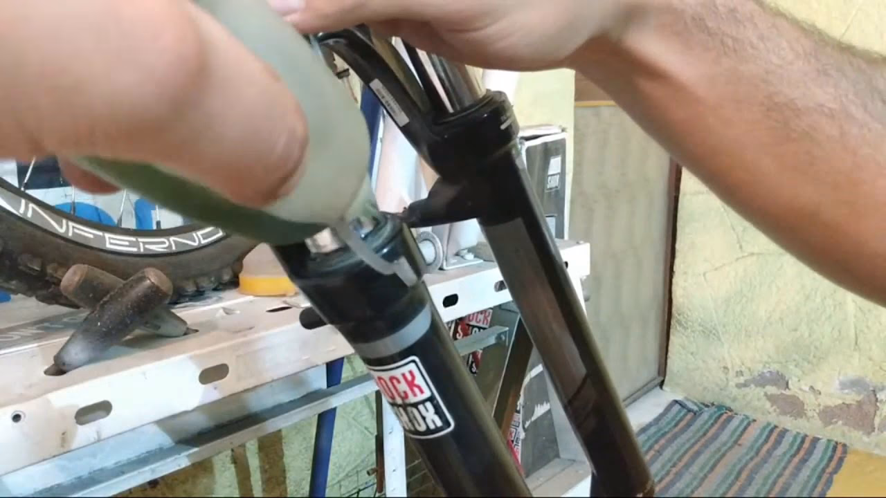 ¿Qué aceite se le pone a los amortiguadores de bicicleta?