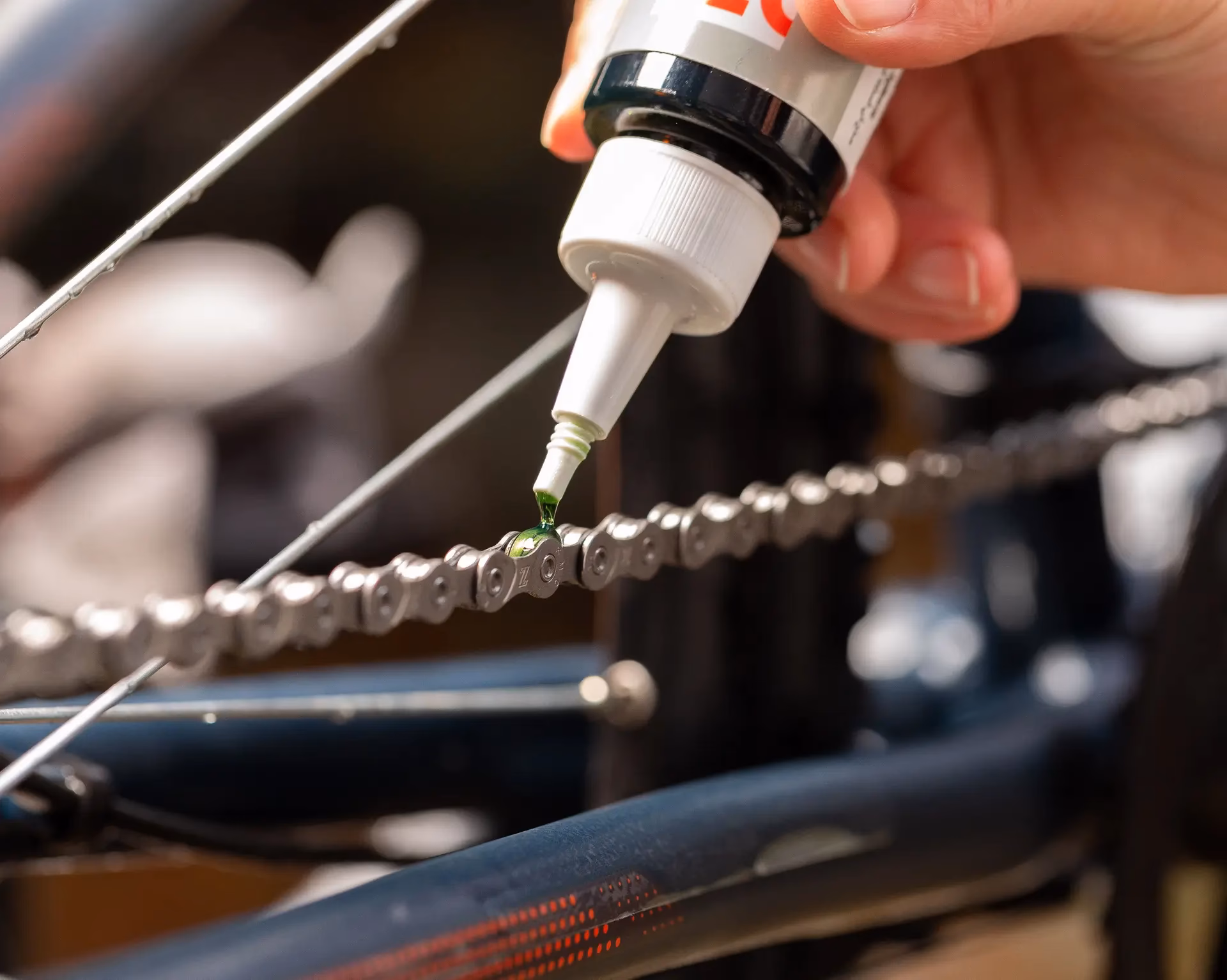 ¿Con qué engrasar una cadena de bicicleta?