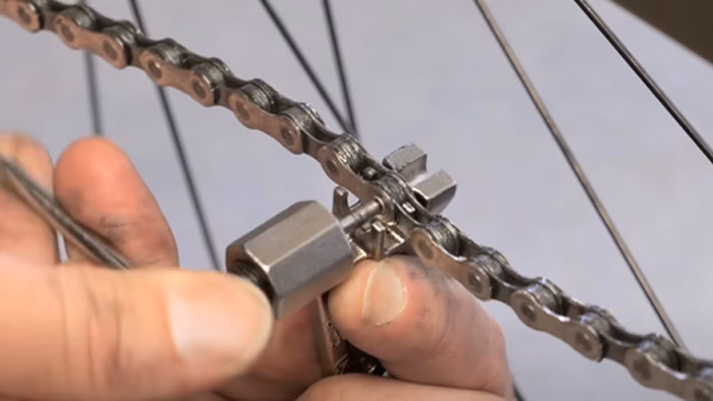 ¿Qué sirve para cortar cadenas?