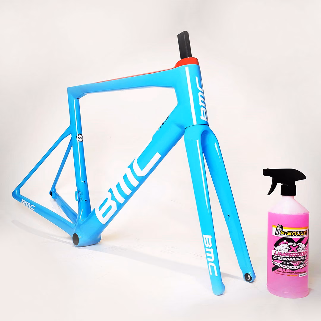 ¿Cómo limpiar un cuadro sin dañarlo?