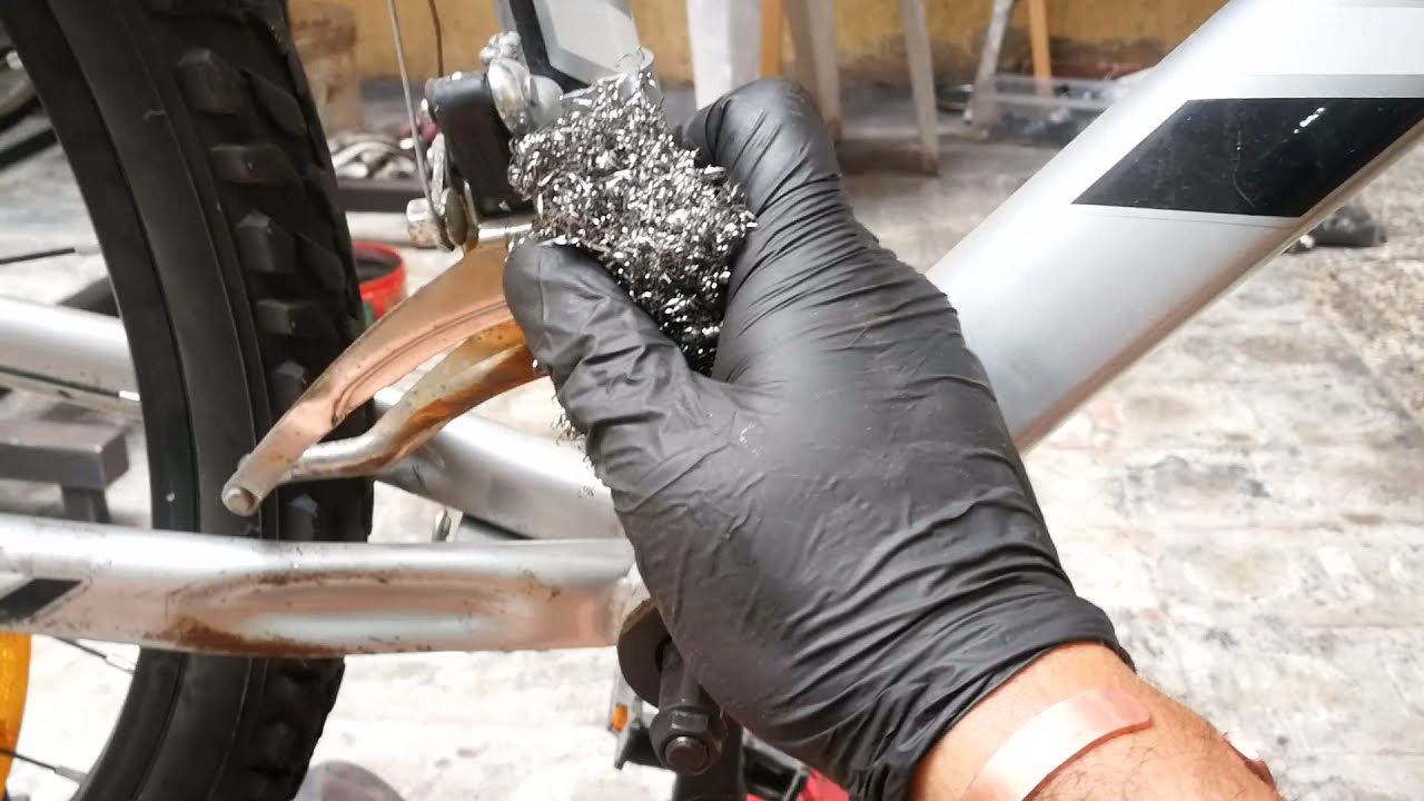 ¿Cómo eliminar el óxido de las llantas de las ruedas de la bicicleta?