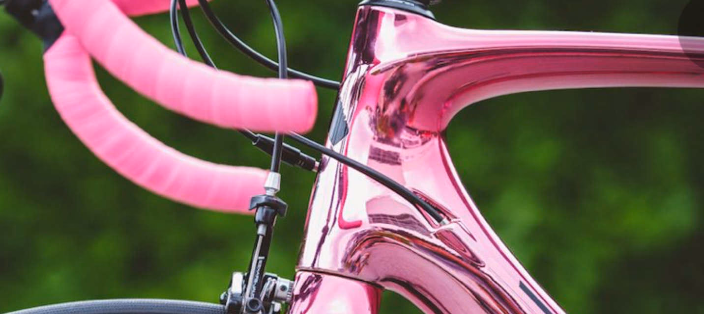 ¿Qué pintura se utiliza para pintar sobre cromado?