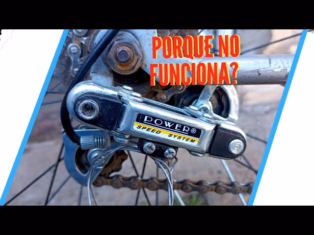 ¿Qué conecta el desviador trasero a la bicicleta?