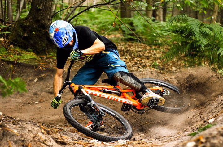 ¿Qué es derrapar en bicicleta?