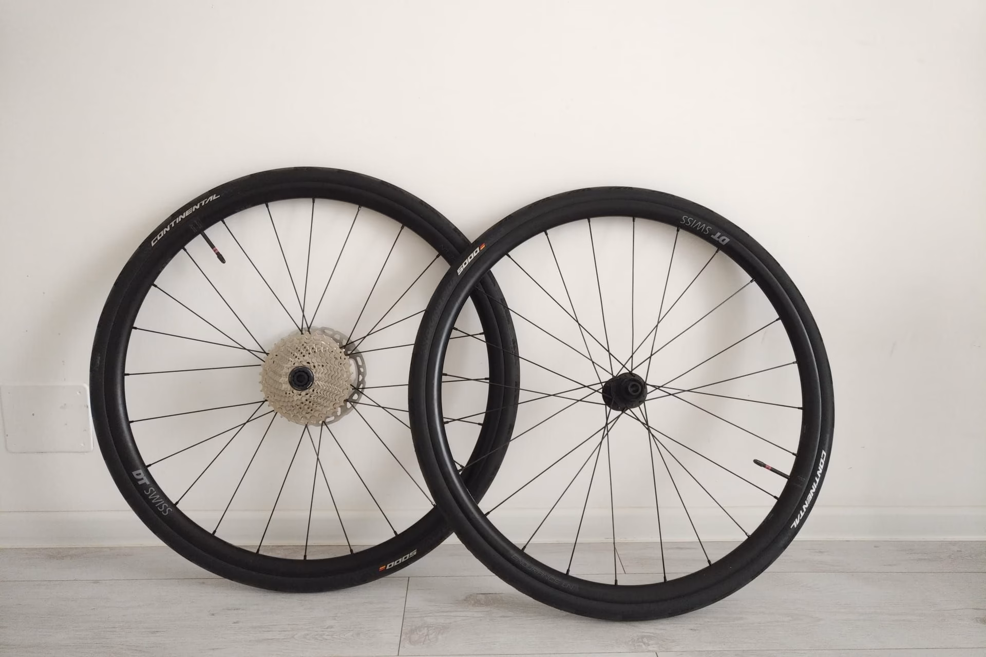 Does DT Swiss have a lifetime warranty?