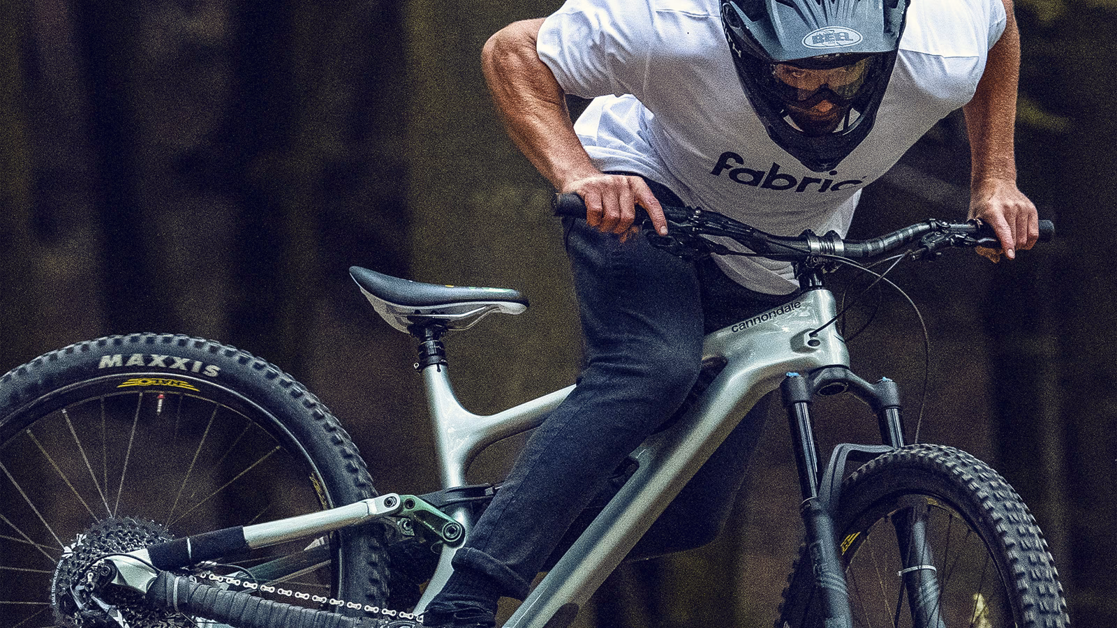 Do fabric still make saddles?