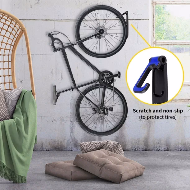 ¿Está bien colgar bicicletas en ganchos?