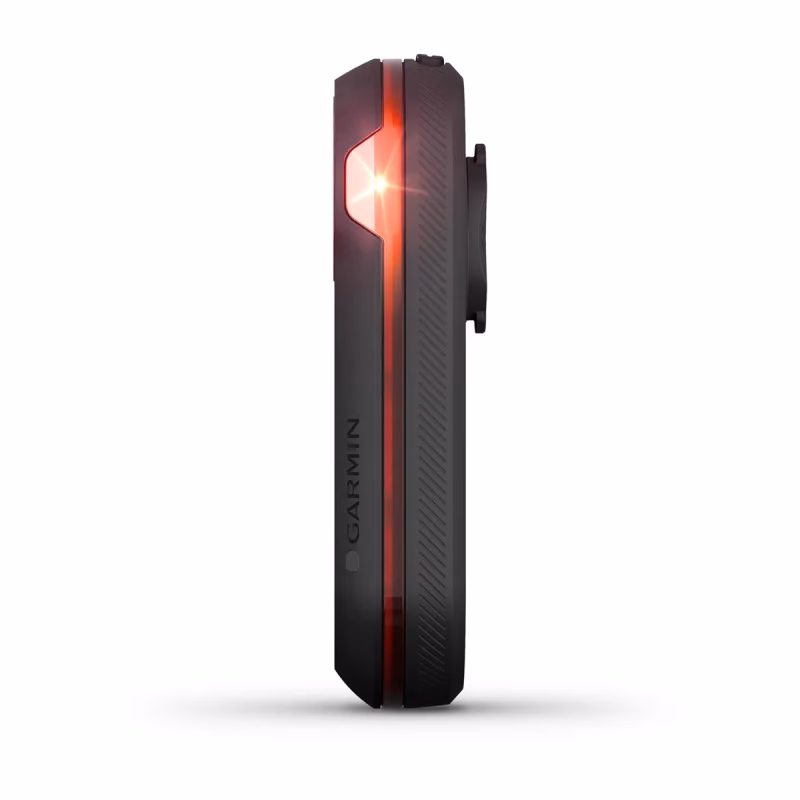 How far can Garmin Varia RTL515 detect cars?
