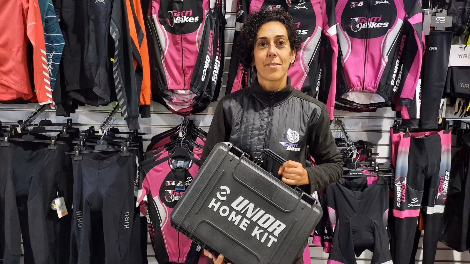 Where are Veloretti bikes made?