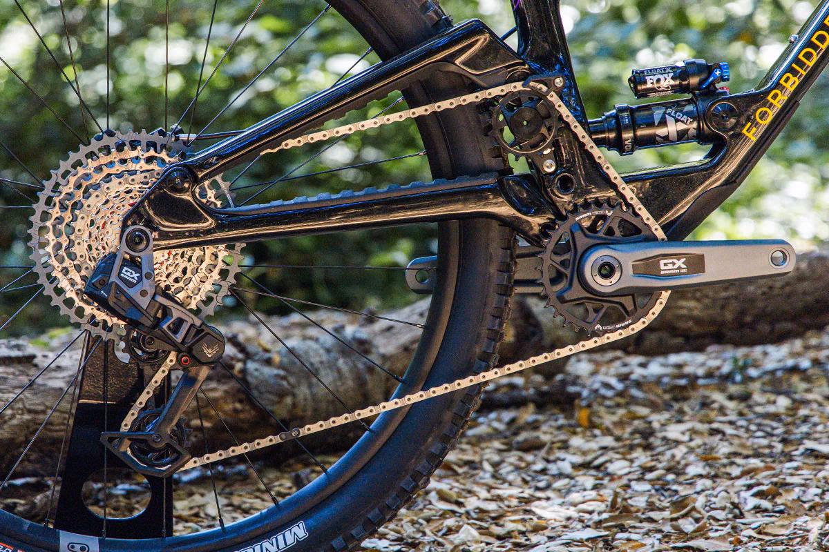 What is a SRAM T-type cassette?