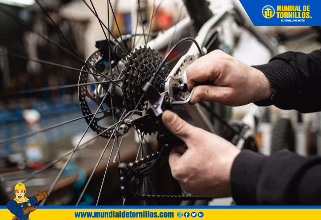 ¿Qué mantenimiento se le da a una bicicleta?