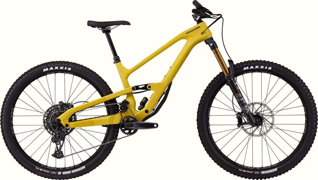 ¿Cuál es la mejor bicicleta de enduro para ciclistas de baja estatura?