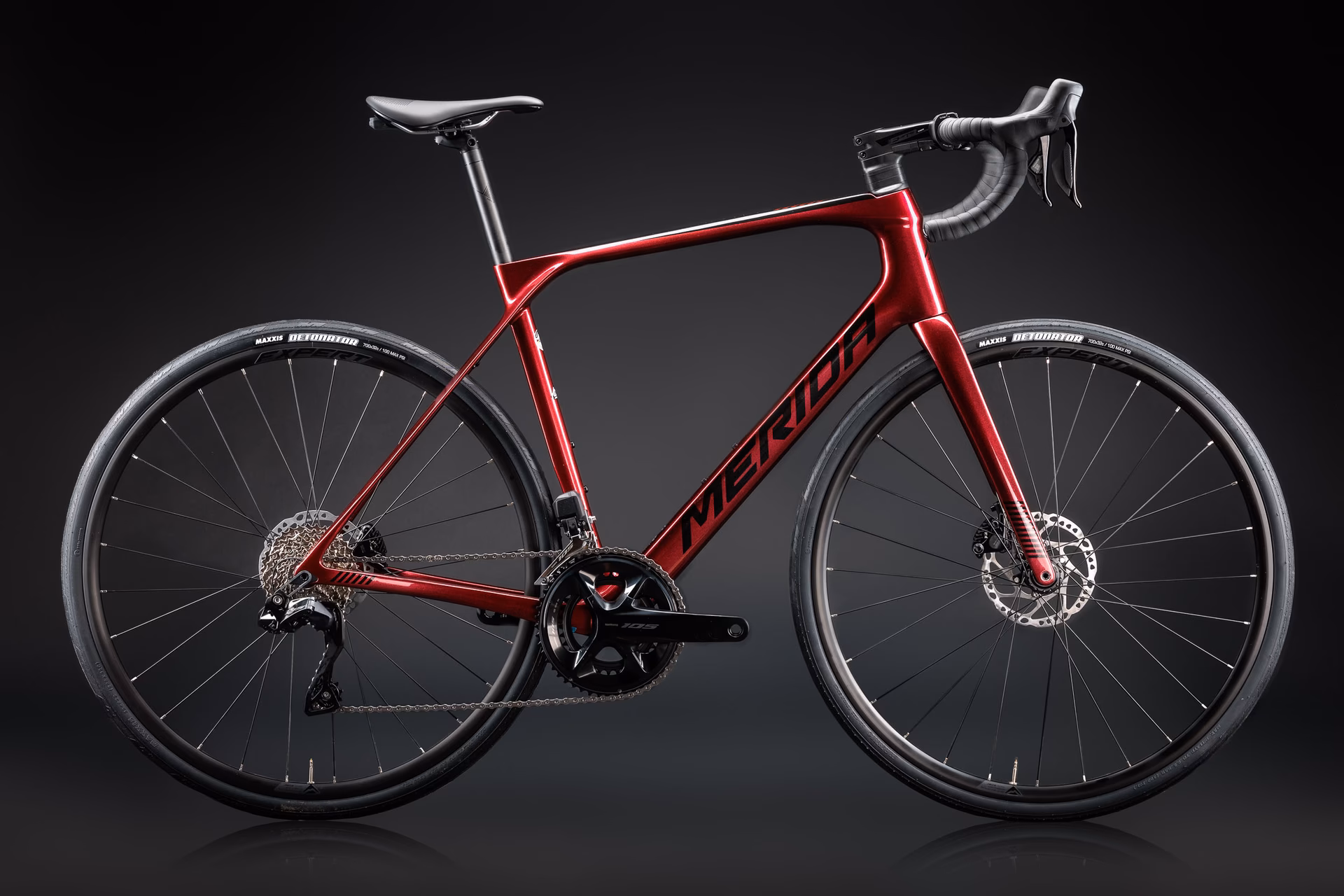 What is the tire clearance of Merida Scultura 6000?