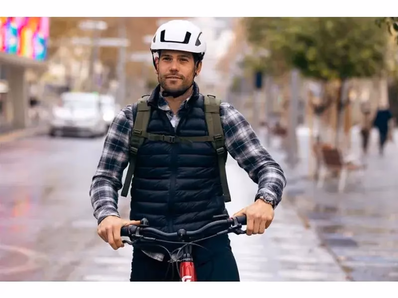 ¿Son obligatorios los cascos de bicicleta?