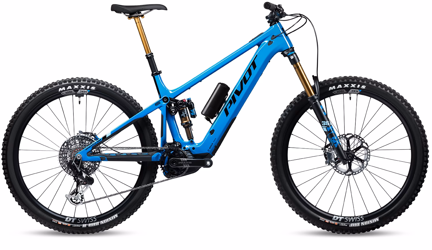 How much does the Pivot LT shuttle weight?