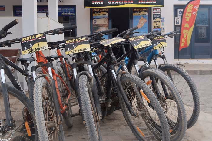¿Cuánto vale alquilar una bici en La Graciosa?