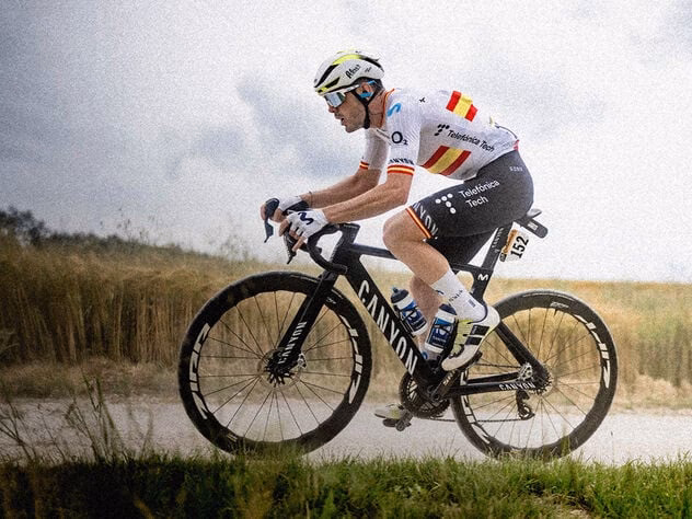 What is a peloton in racing?