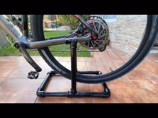 ¿Cómo puedo colocar mi bicicleta sin soporte?