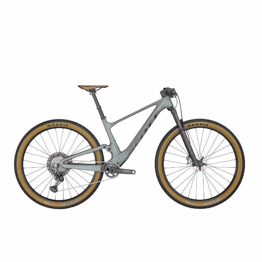 What is the difference between Scott Spark and Spark RC?