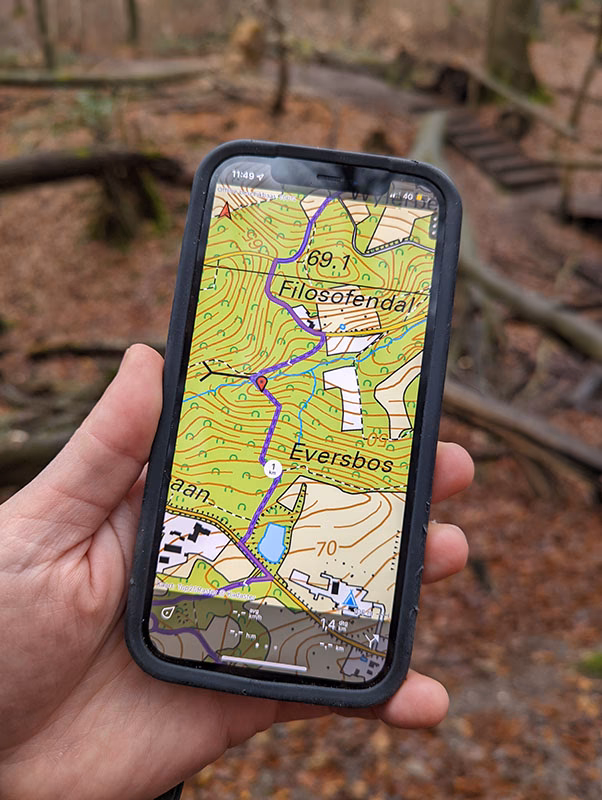 Is topo GPS free?