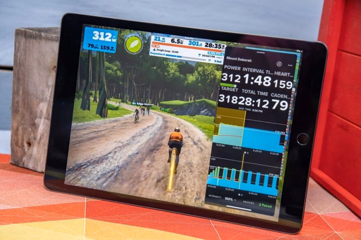 Is TrainerRoad better than Zwift?